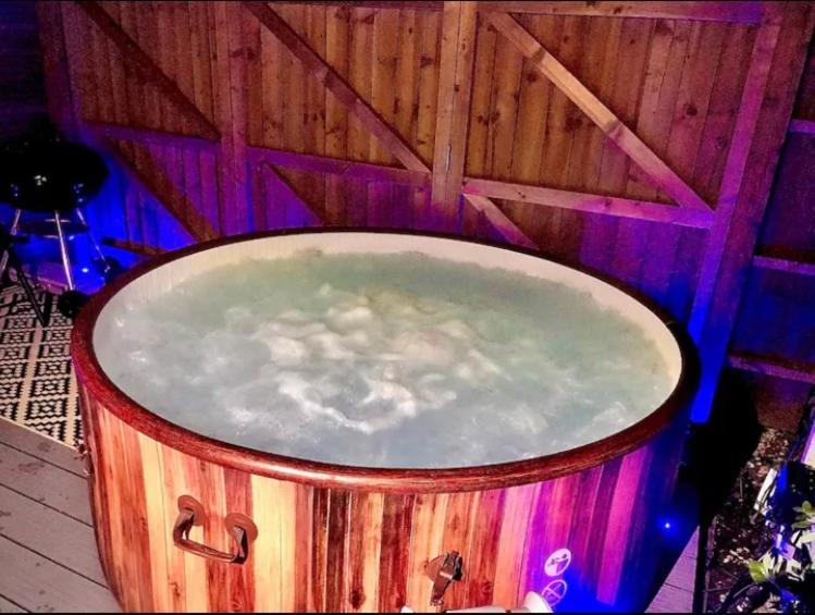 Elkstone Studio Private Hottub Pet Friendly Malvern Екстер'єр фото